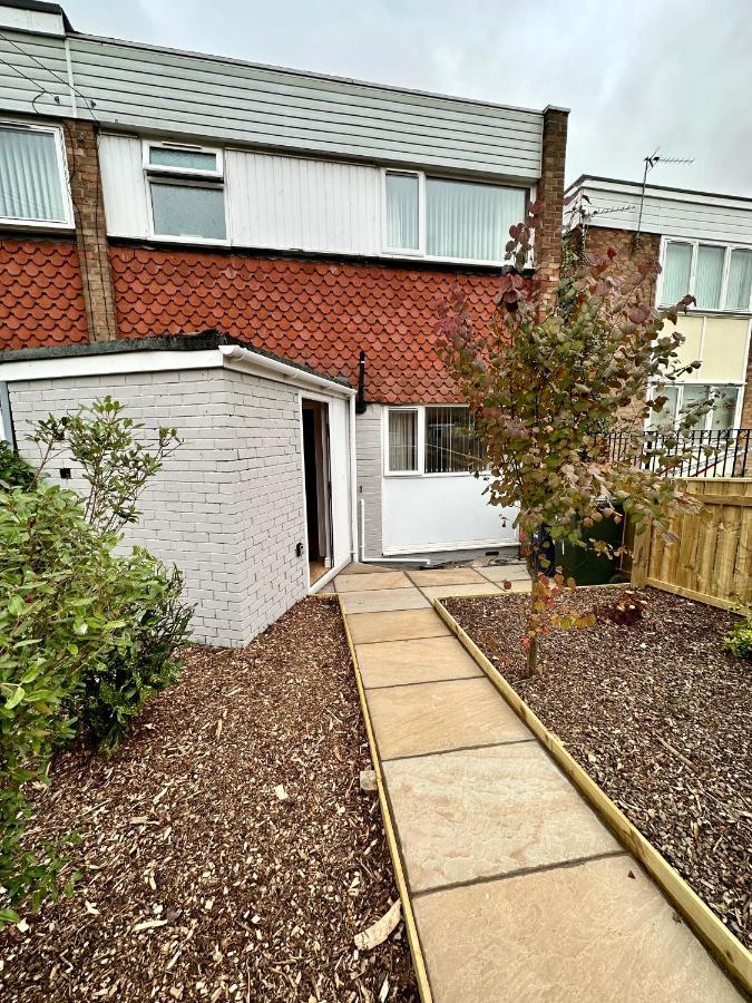 Villa Charming 3-Bed House In Newcastle Upon Tyne Exterior foto