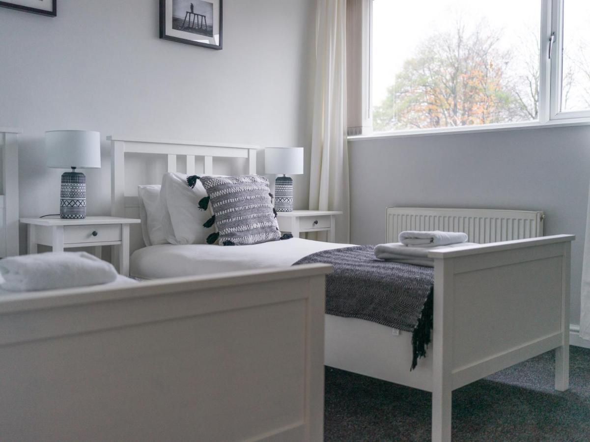 Villa Charming 3-Bed House In Newcastle Upon Tyne Exterior foto